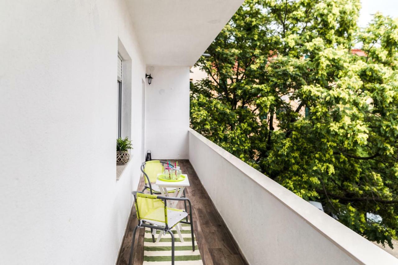 Apartment Martha Split Exterior photo